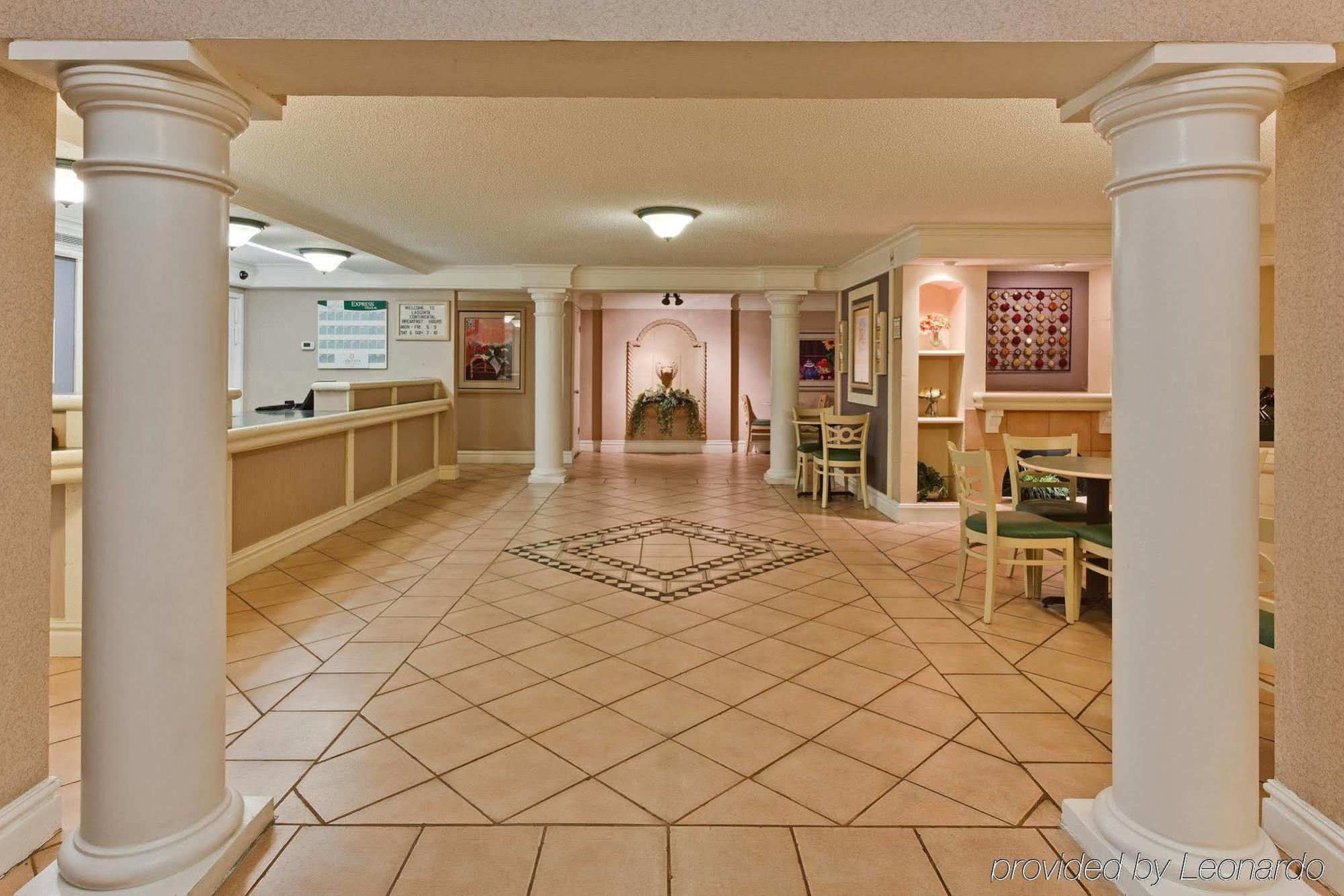 Baymont By Wyndham Orange Park Jacksonville