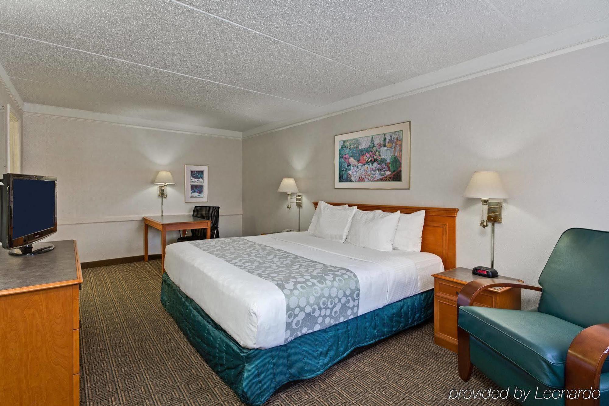 Baymont By Wyndham Orange Park Hotel Jacksonville