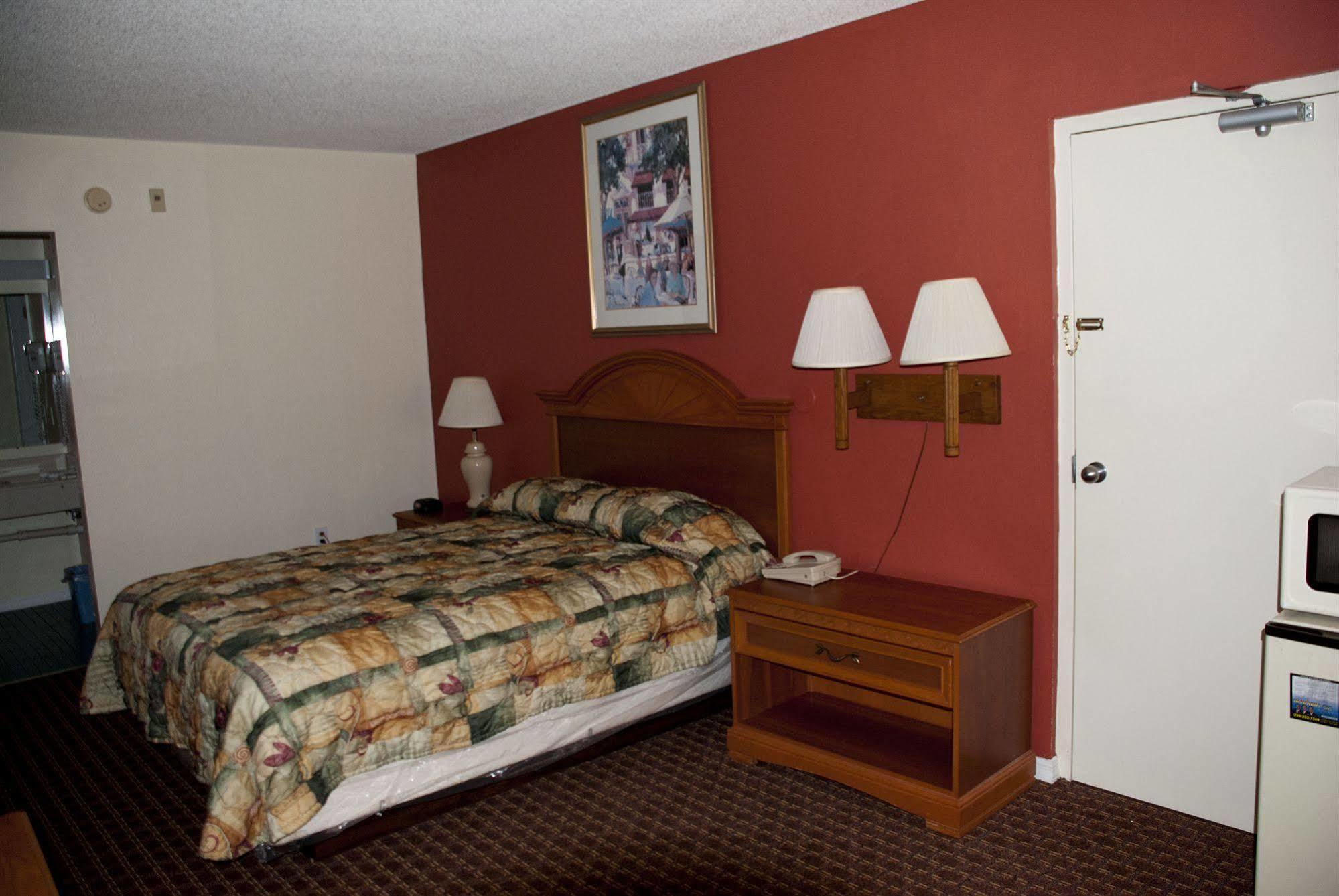 Motel Tahitian 2*