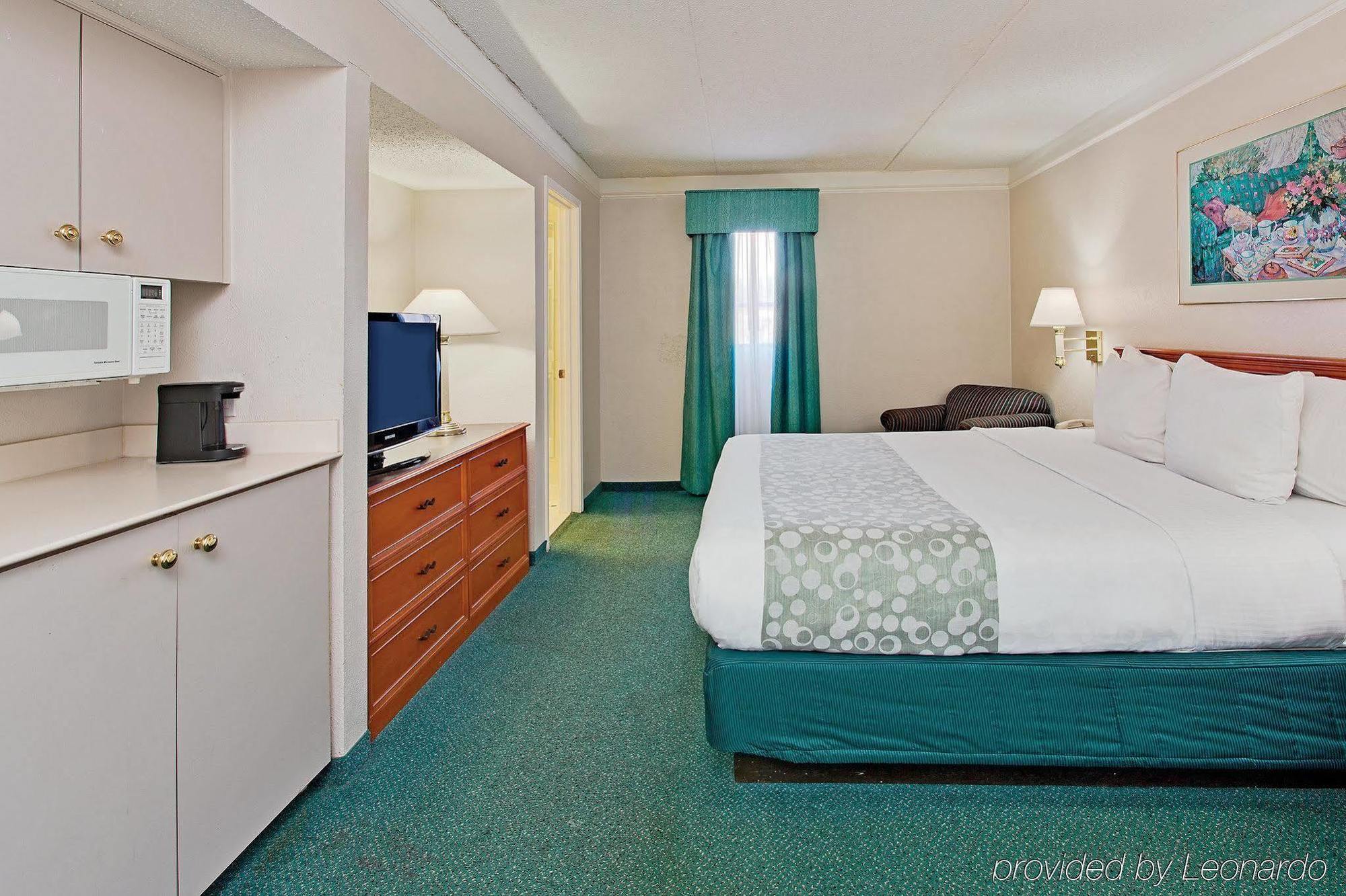 Hotel Baymont By Wyndham Orange Park 2*