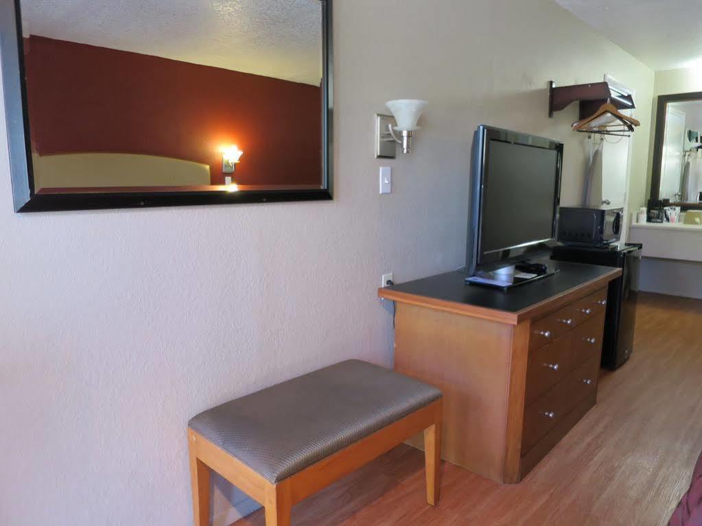Motel Executive - Panama Upper Grand Lagoon