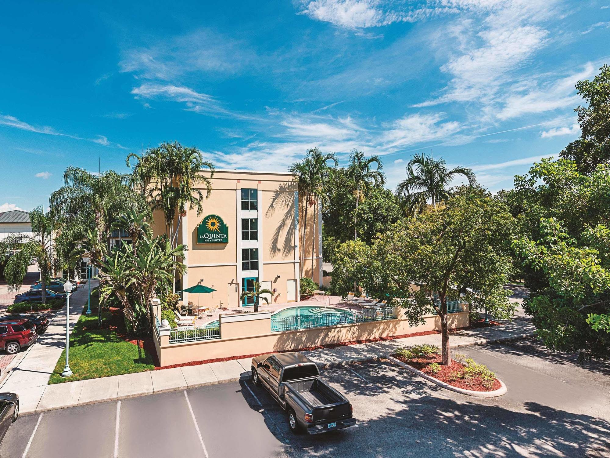 La Quinta By Wyndham At Sw 6th St Hotel