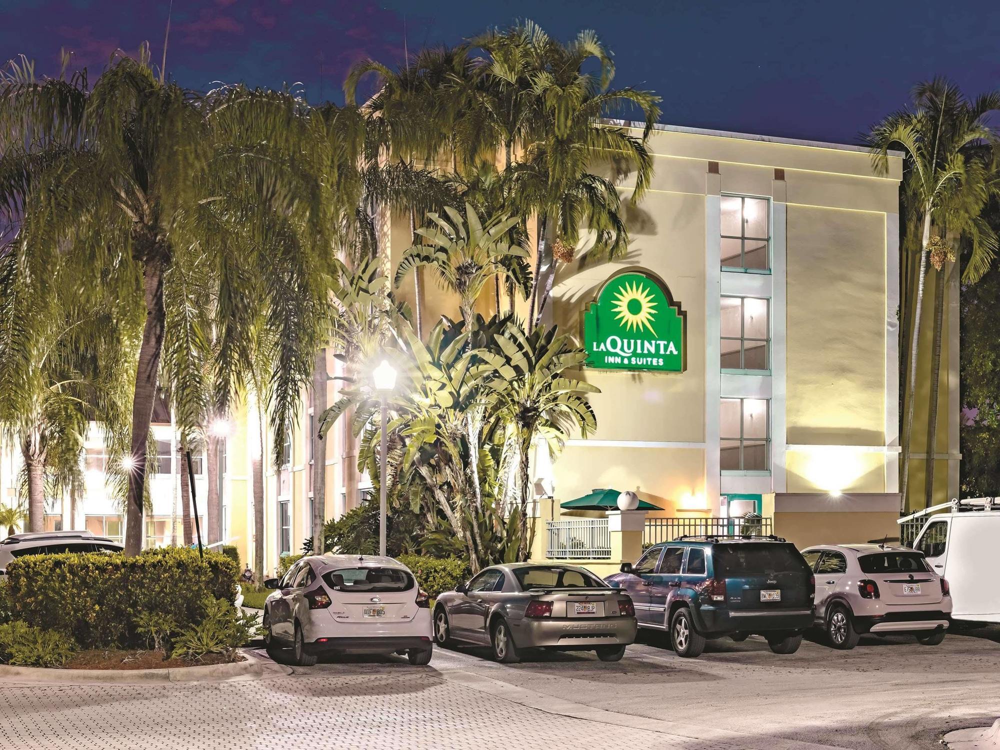 La Quinta By Wyndham At Sw 6th St 3*