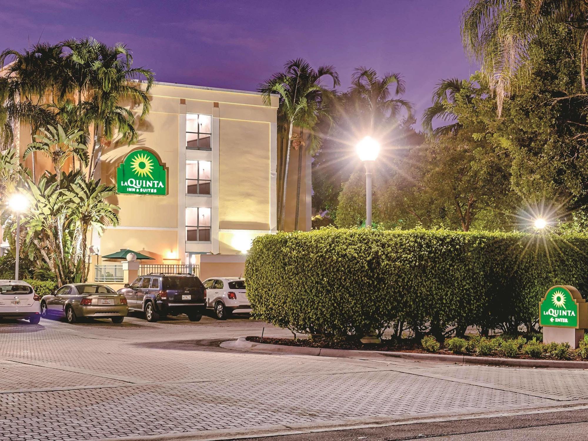 La Quinta By Wyndham At Sw 6th St 3*