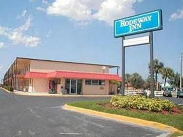 Rodeway Pierce I-95 Fort Pierce