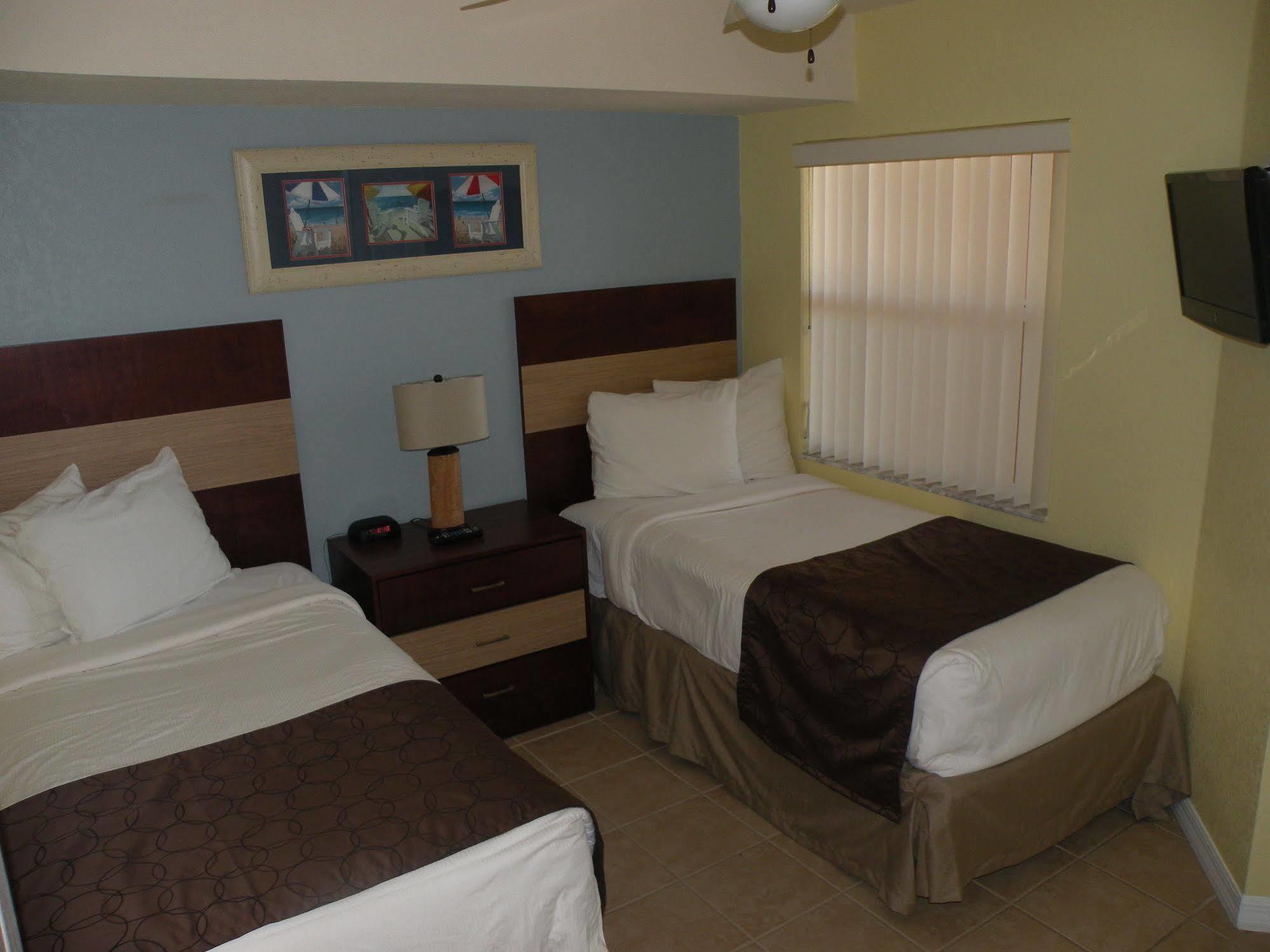 Surf Treasure Island Aparthotel 3*