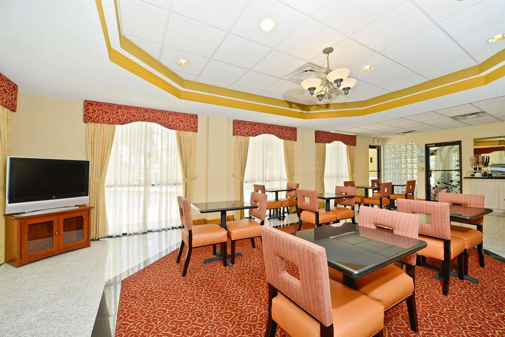 Express Vero Beach-west I-95 By Ihg 3* Vero Beach
