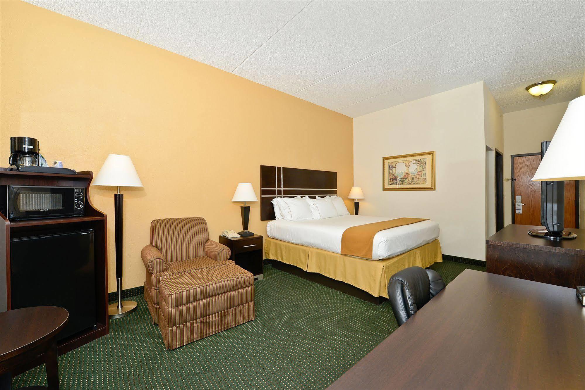 Express Vero Beach-west I-95 By Ihg Vero Beach