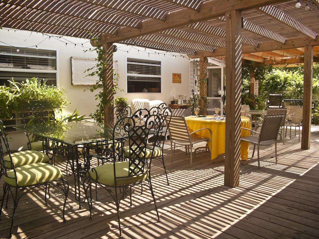 Mango Street Bed & Breakfast Fort Myers Beach