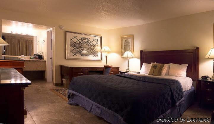 At - Pierce Hotel Fort Pierce