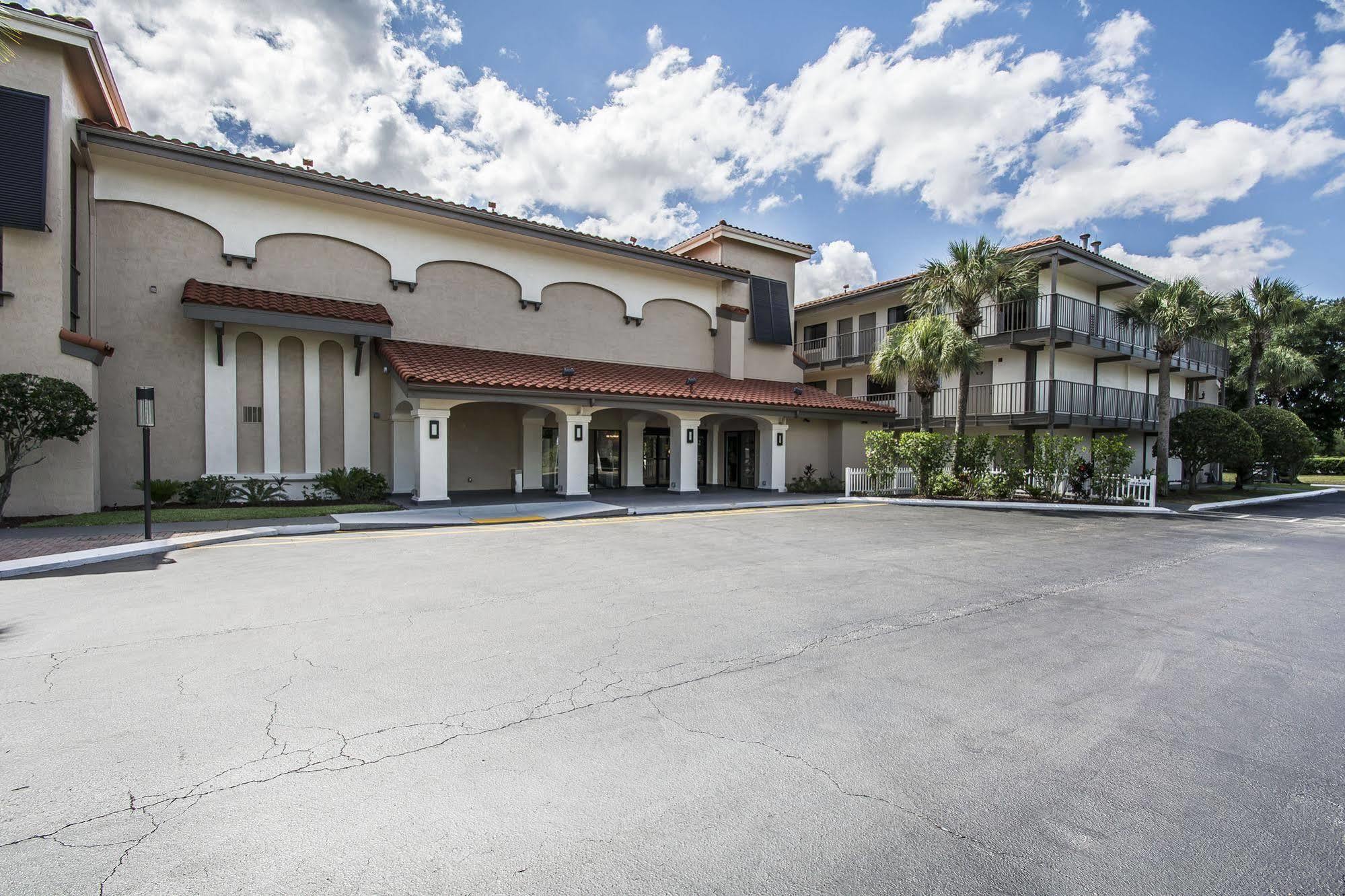 Hotel Quality & By The Parks Four Corners