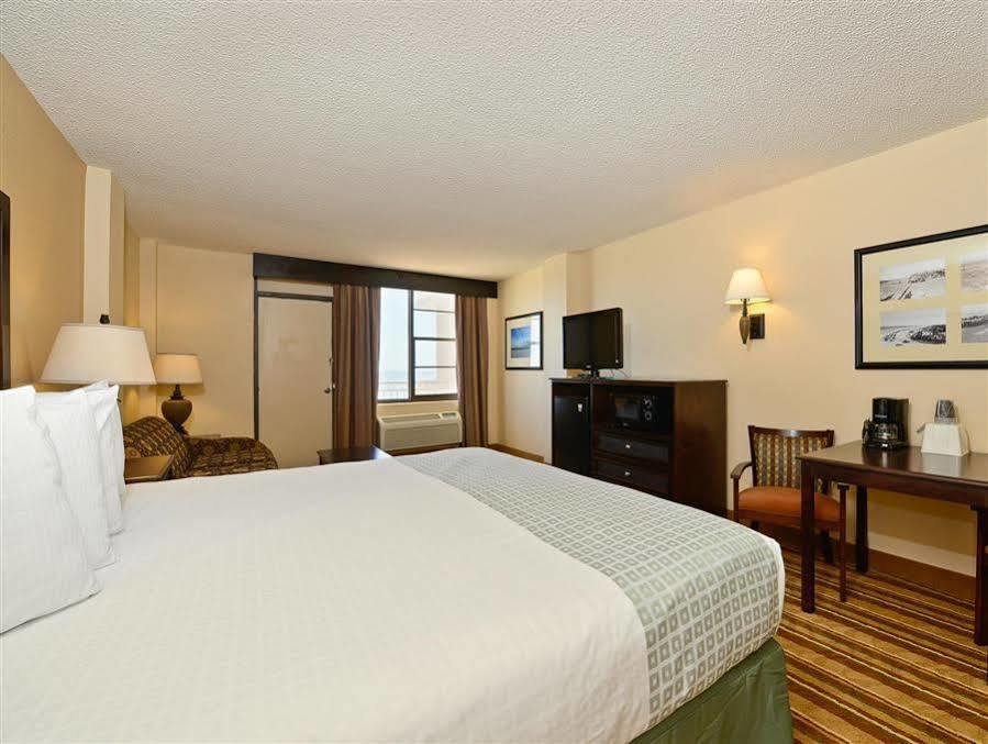 Rushhh Daytona Beach, Tapestry Collection By Hilton 3* Daytona Beach