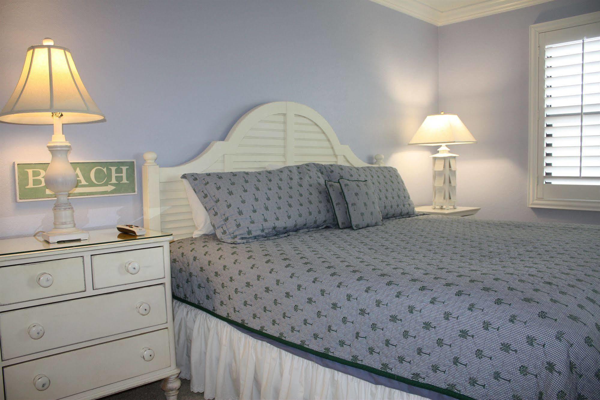 Ocean's Reach 3* Sanibel