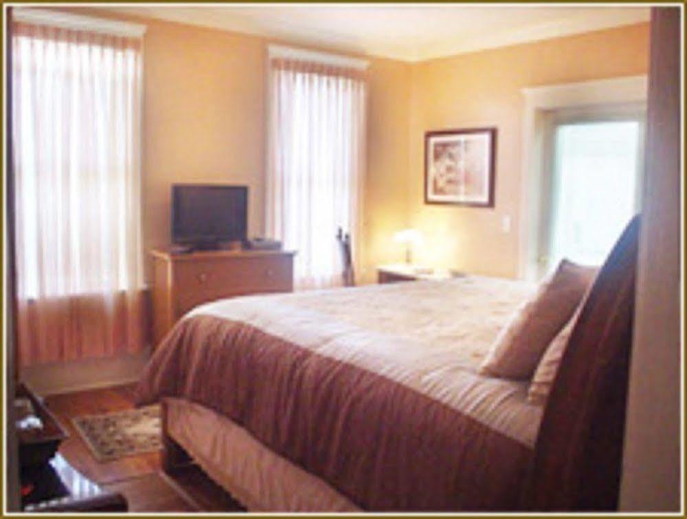 Bed & Breakfast The River Lily Daytona Beach