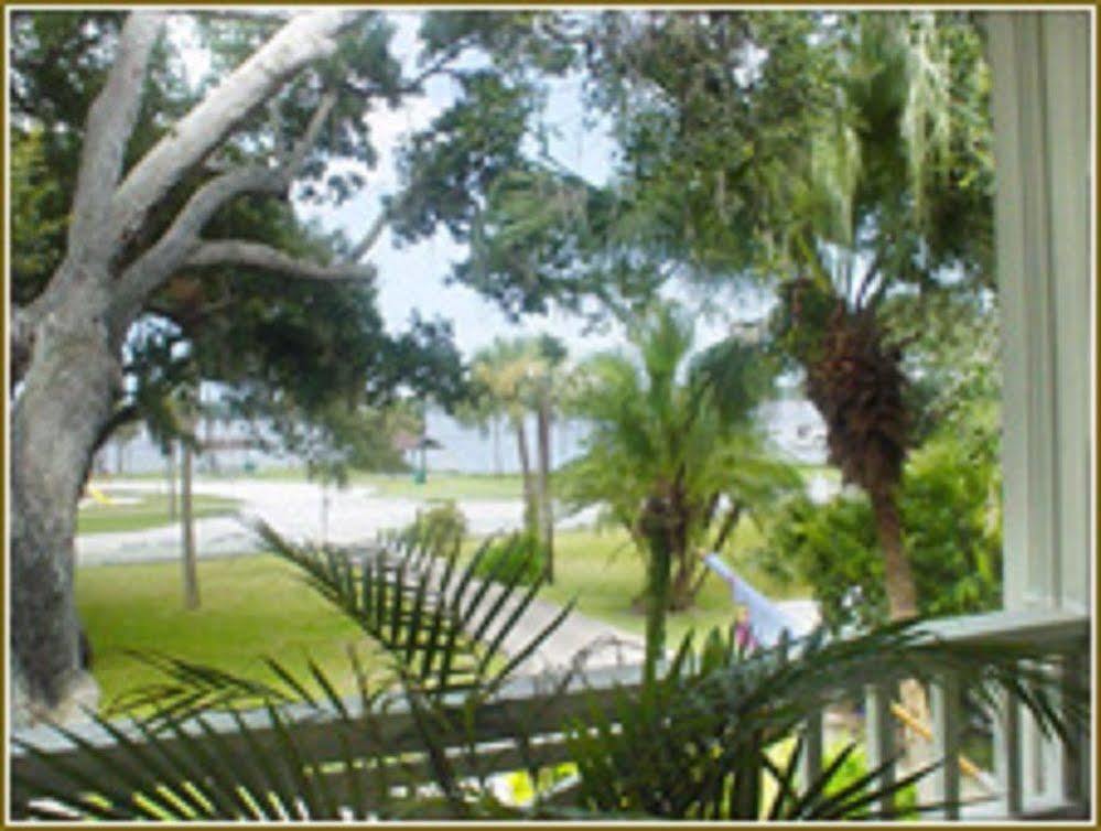 The River Lily Bed & Breakfast 3*
