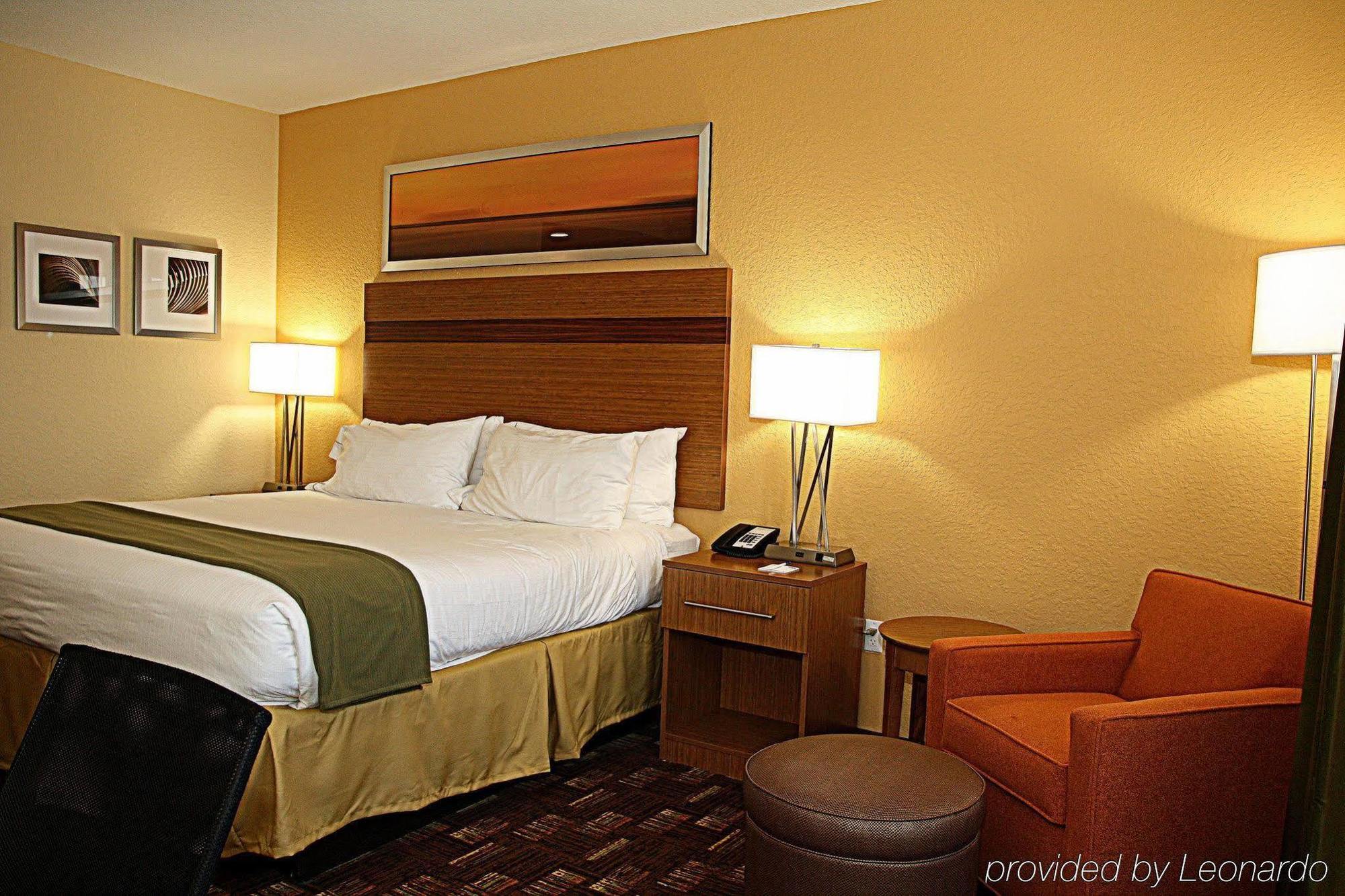 Express Lauderdale Airport South By Ihg 3*
