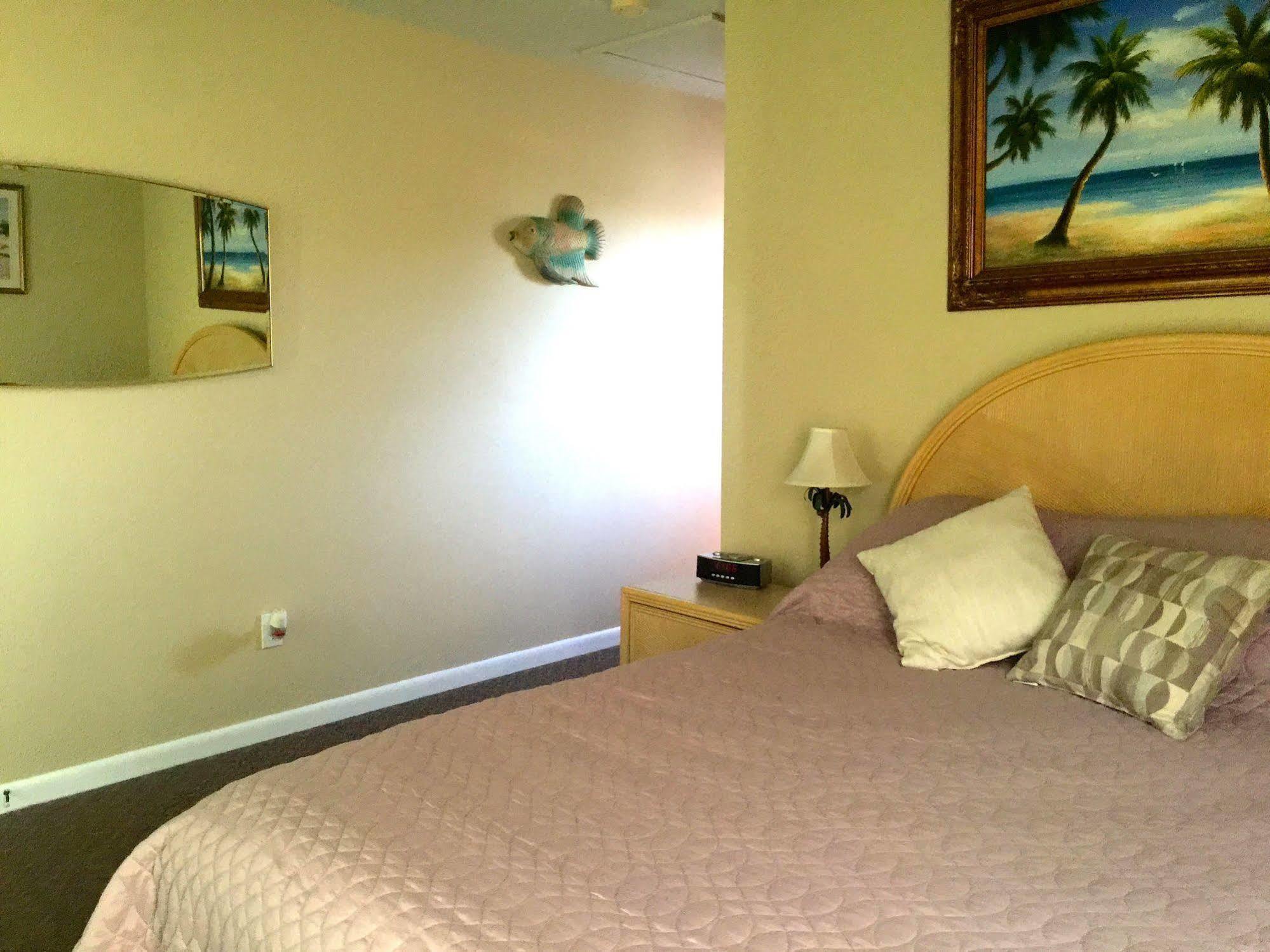 Mellon Patch Bed & Breakfast Port St. Lucie