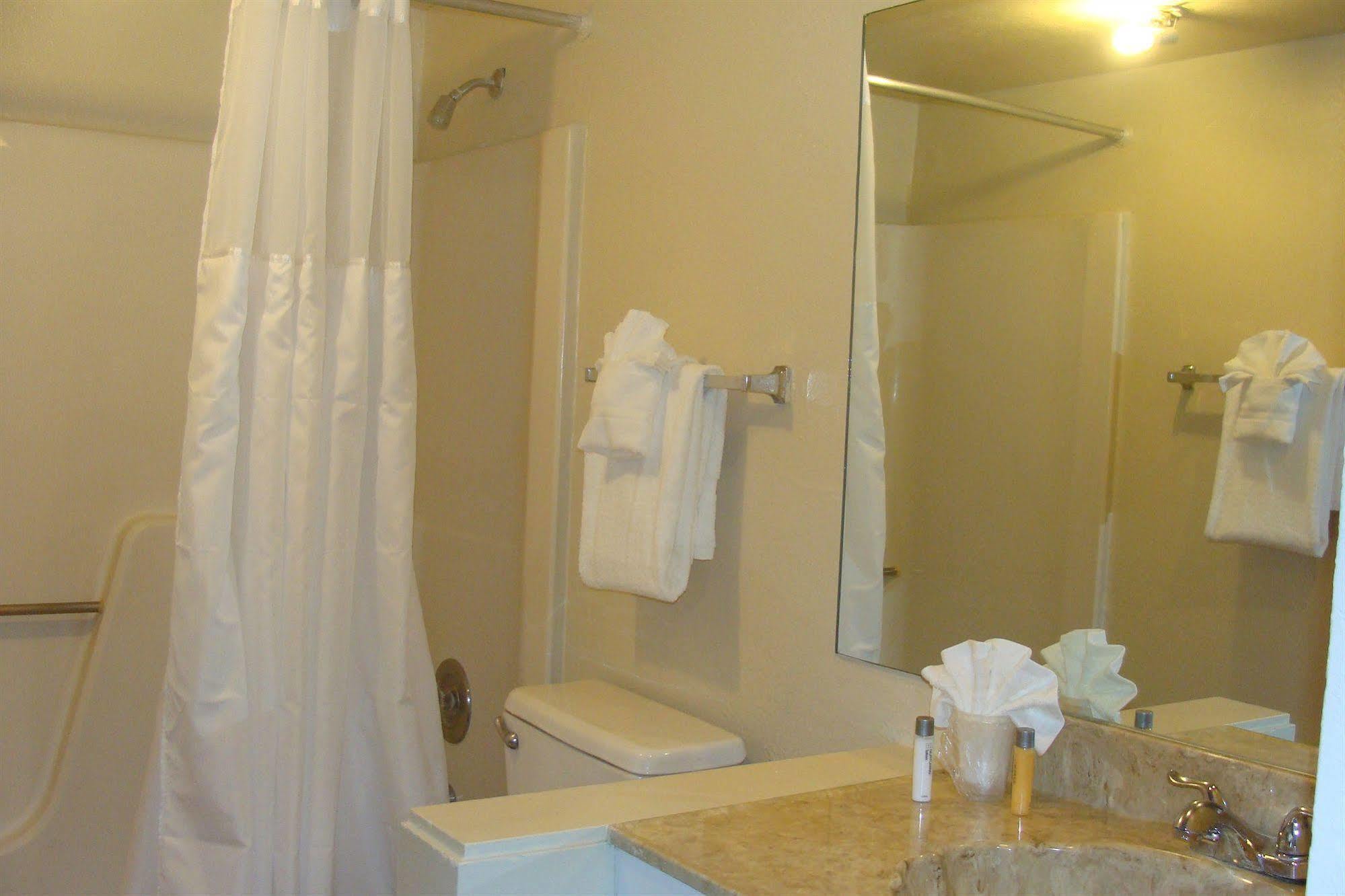 Sevilla Kissimmee- Near