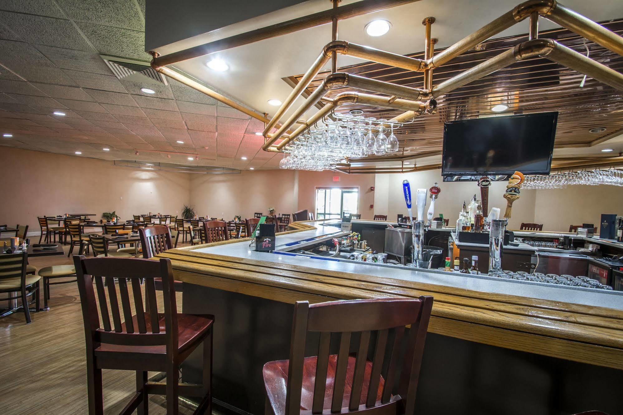 Hotel Magnuson Grand North