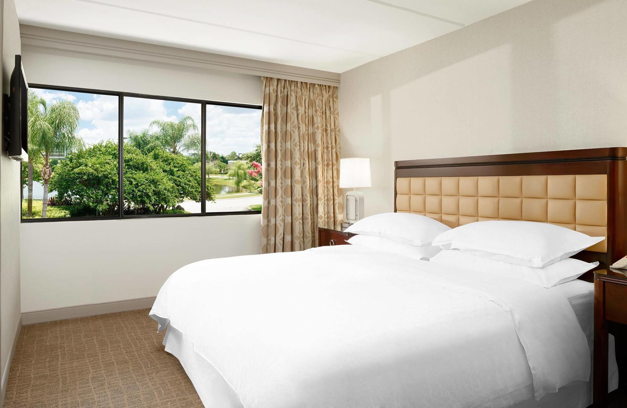 Staybridge South By Ihg Hotel