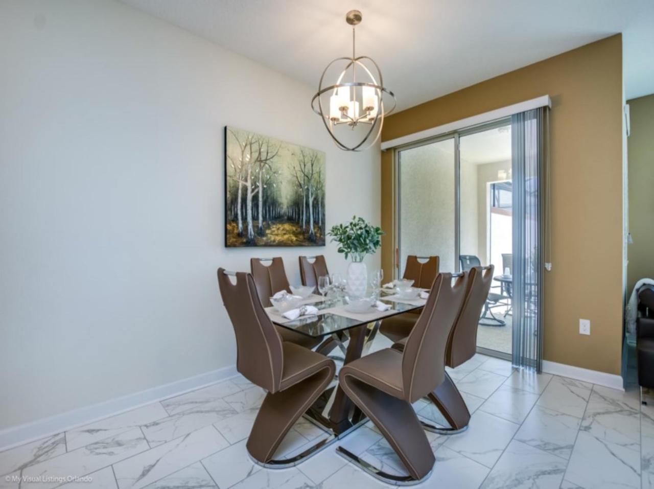 Rosalind Select Kin Area * Kissimmee