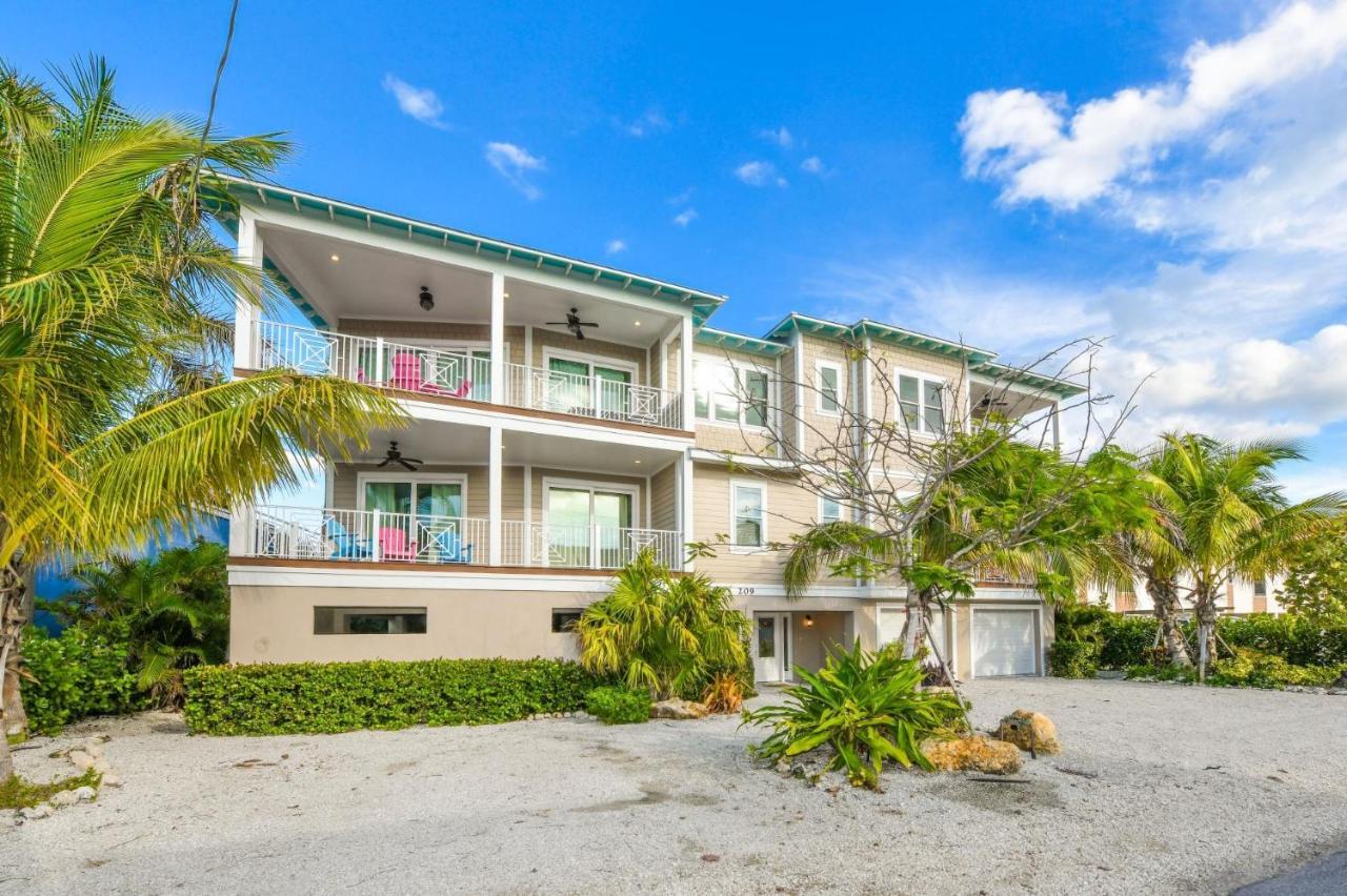 Tropical Hideaway Apartment *