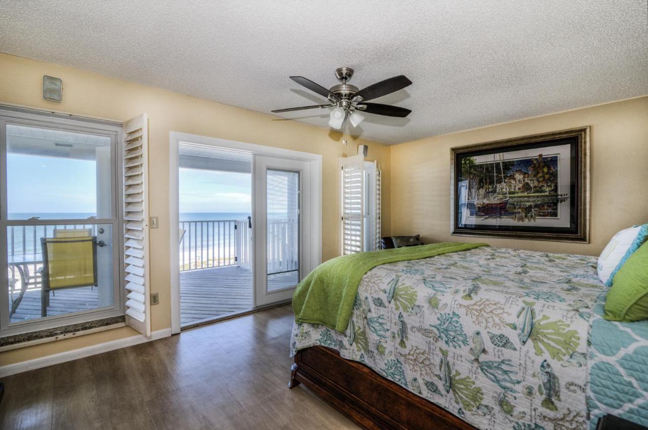 Apartment Joyce's Beachfront 2 Indian Shores
