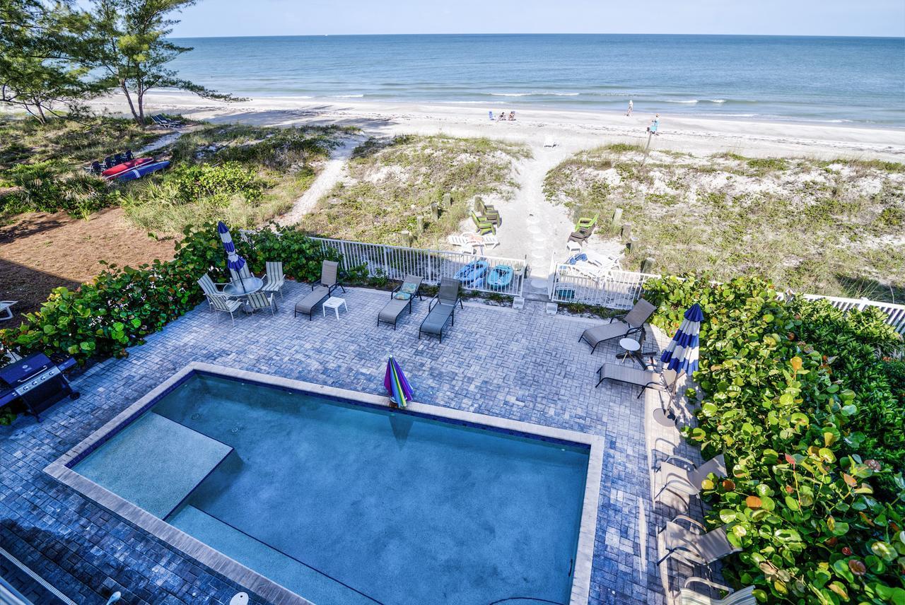Apartment Joyce's Beachfront 2 *