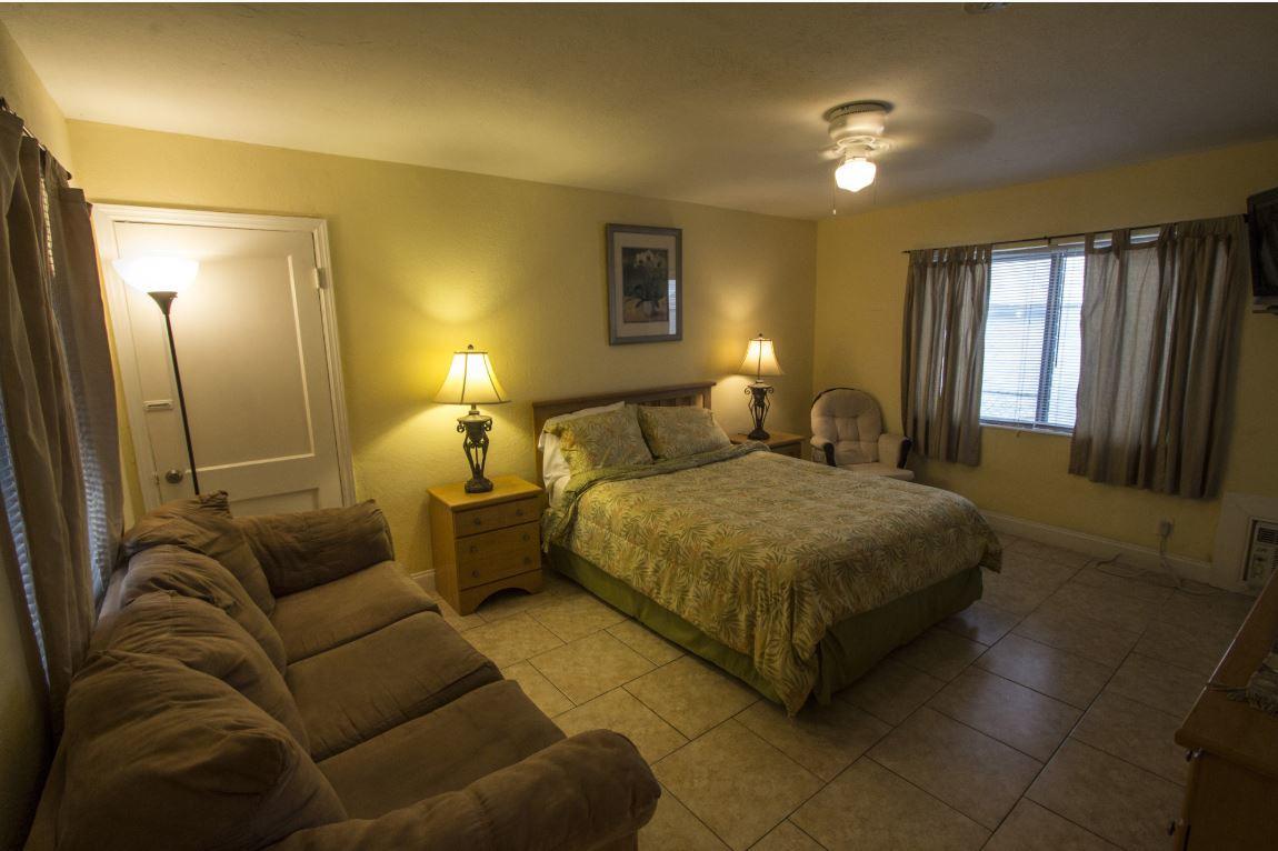 The Caroline Motel *