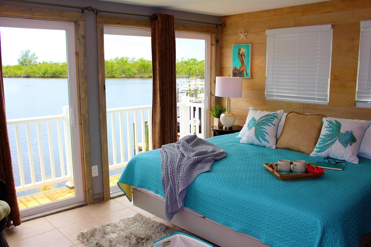 Latitude 26 Waterfront Boutique - 3* Bonita Springs