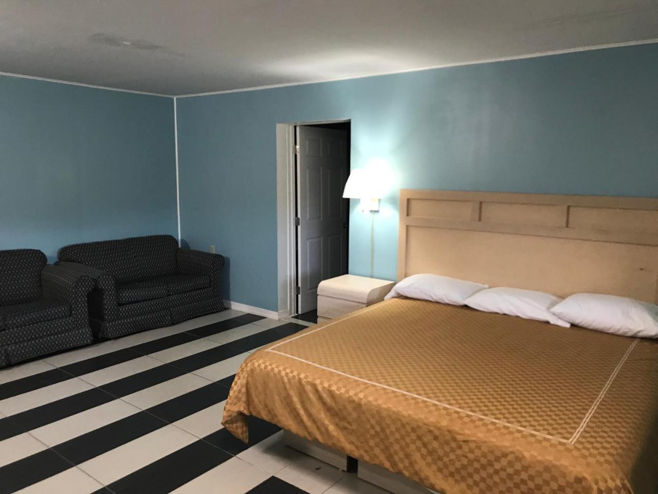Motel Apollo - 2*