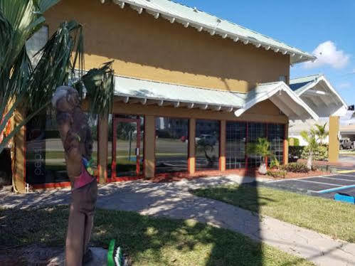 Lodge Econo Cocoa - Near The Port
