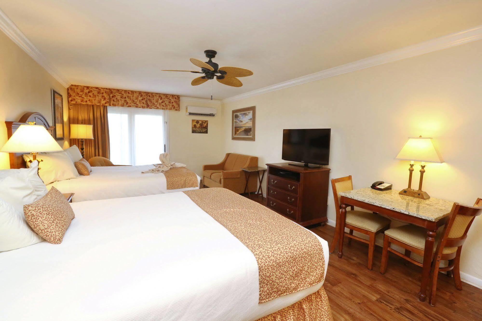 La Fiesta Ocean & Hotel