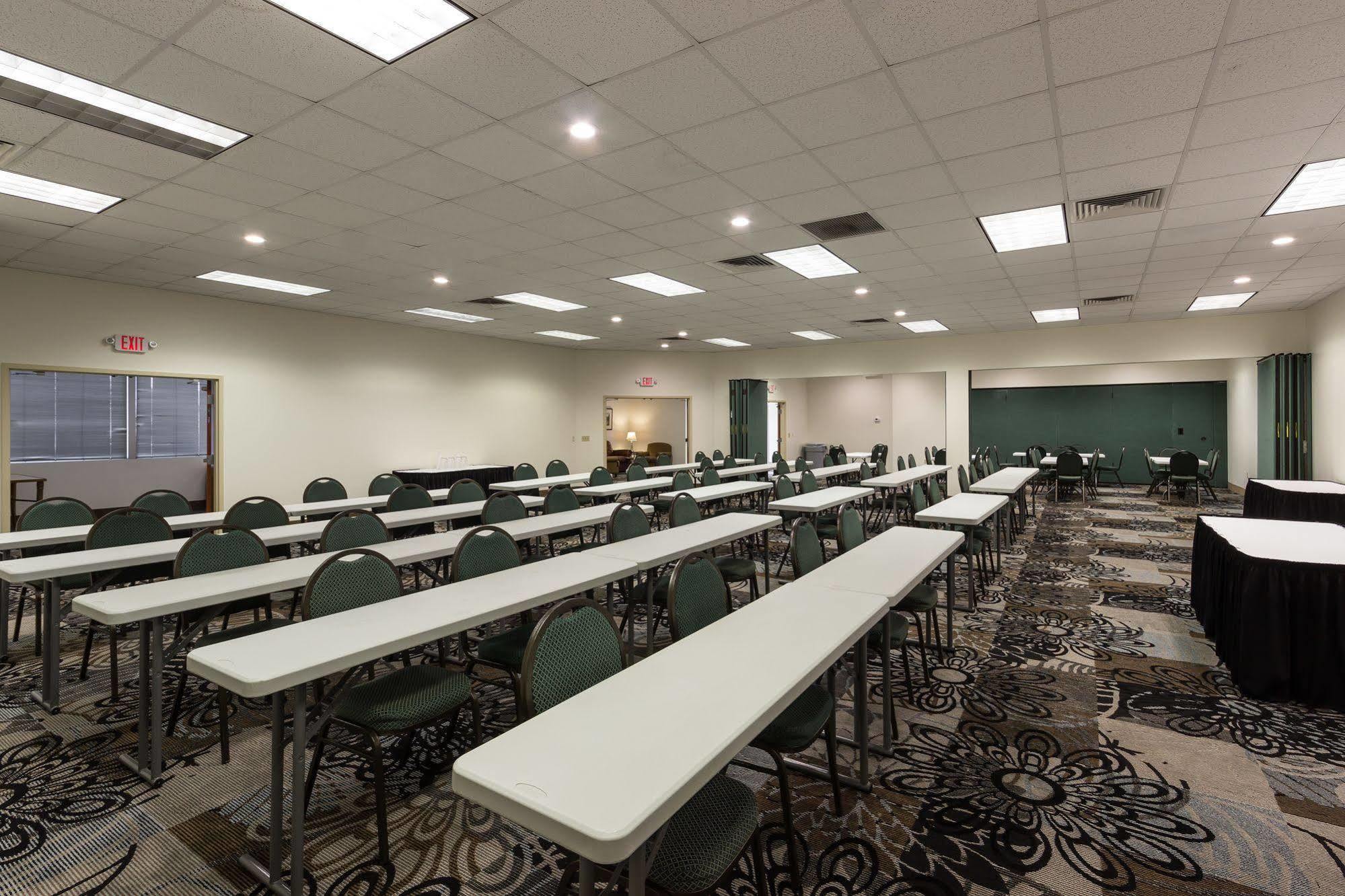 La Quinta By Wyndham Clearwater