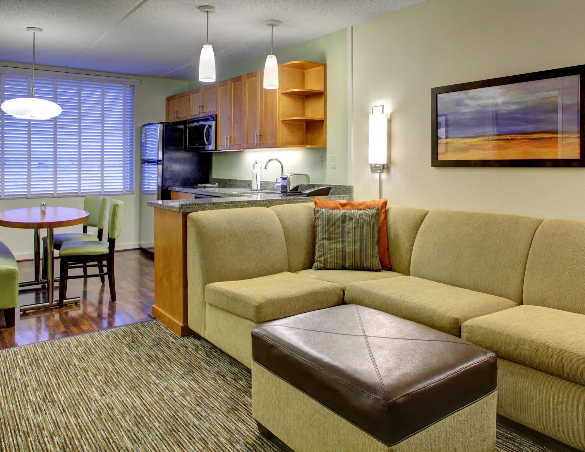 Hyatt House Lauderdale Airport/cruise Port
