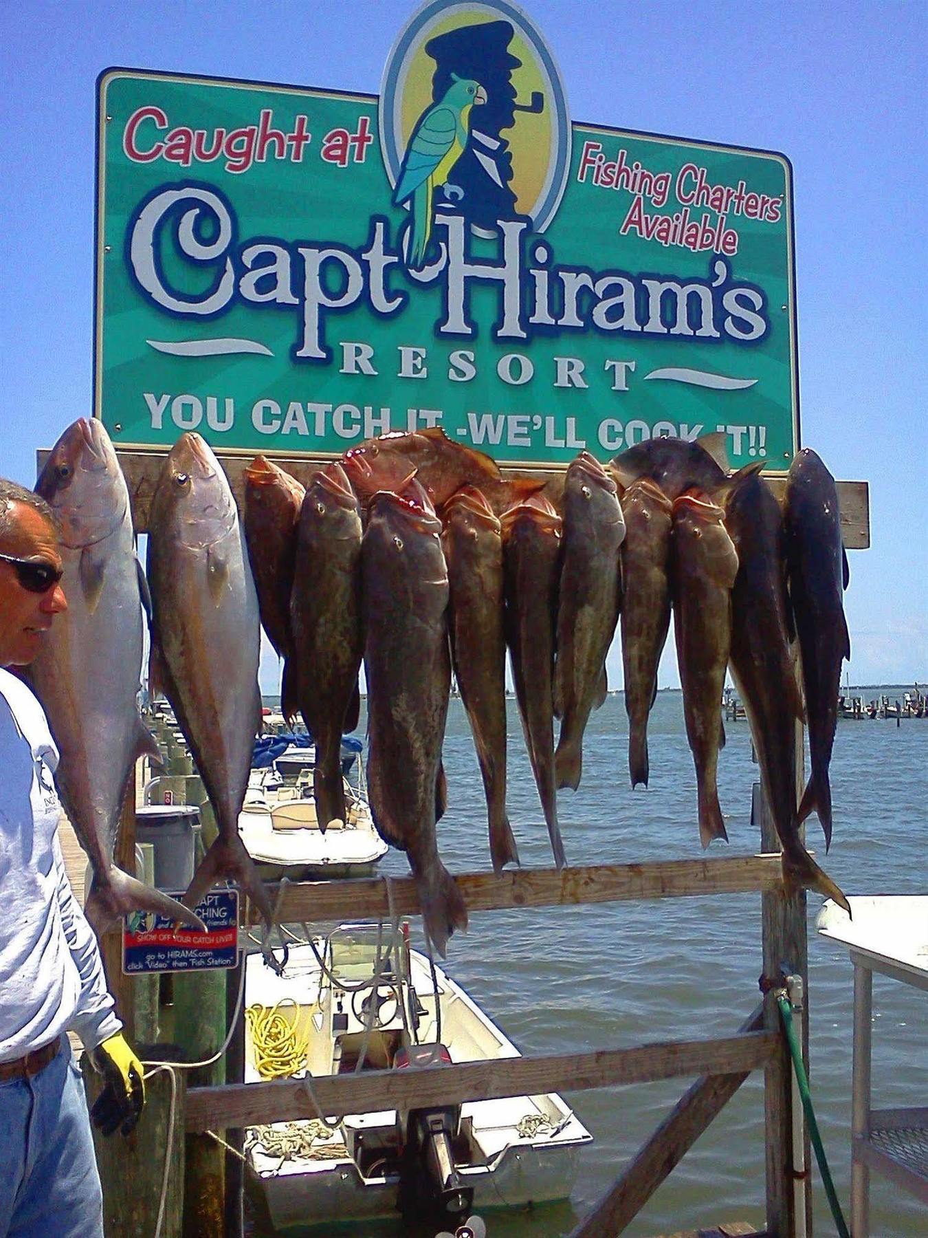 Capt Hirams 3*