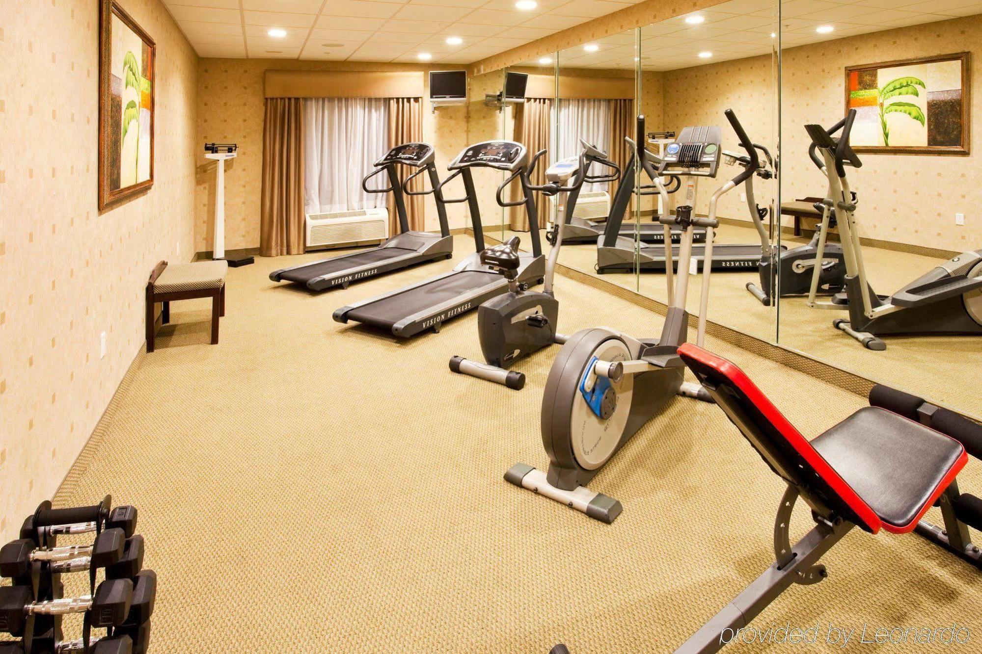 Express & By Ihg Hotel 2*