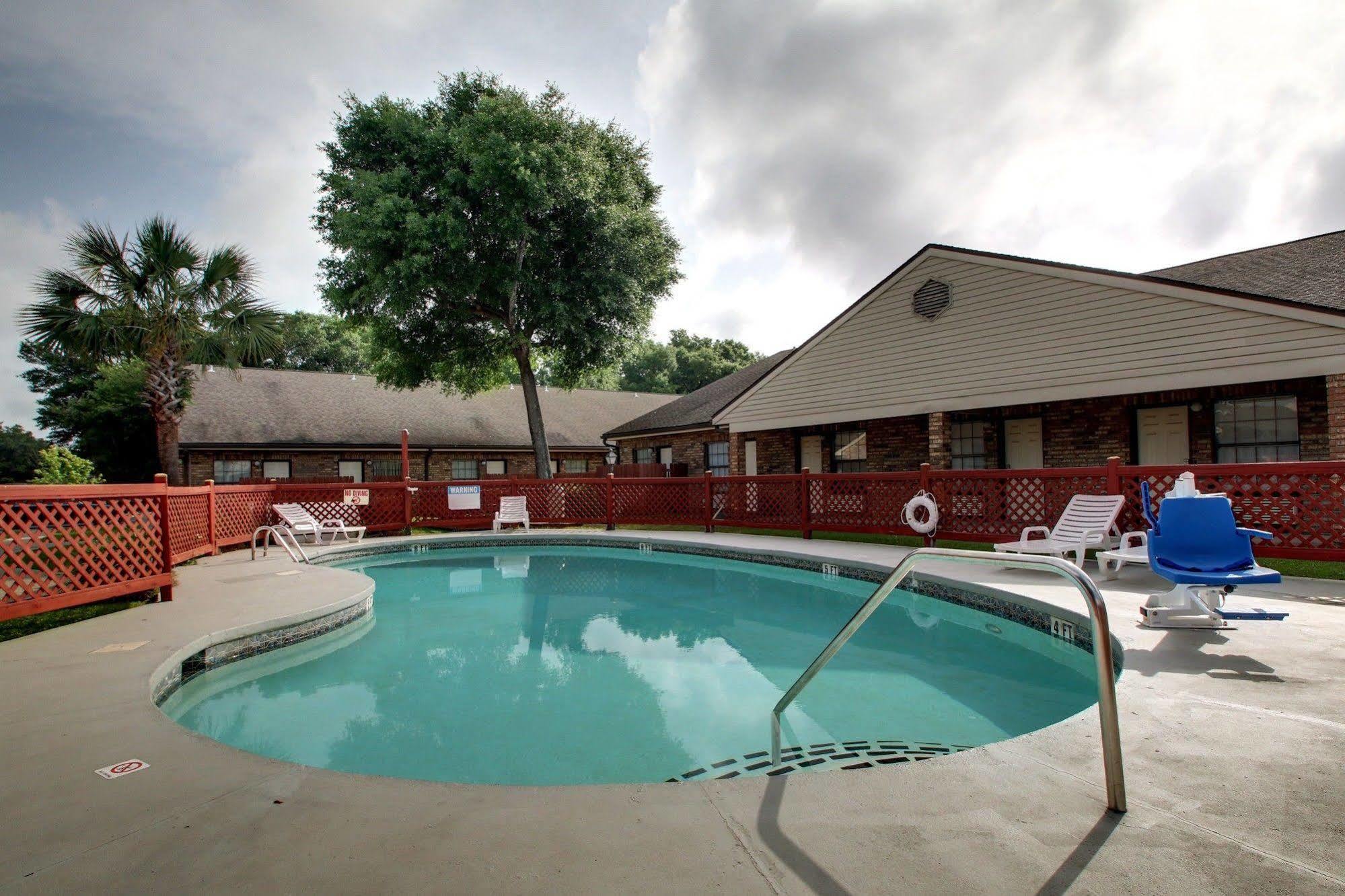 Motel Del Sol - Pensacola