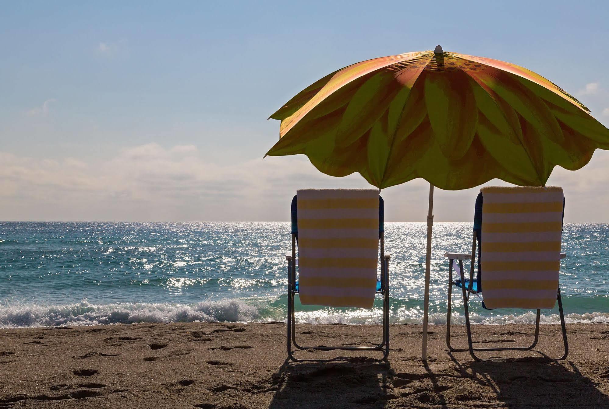 Hotel Riptide Oceanfront