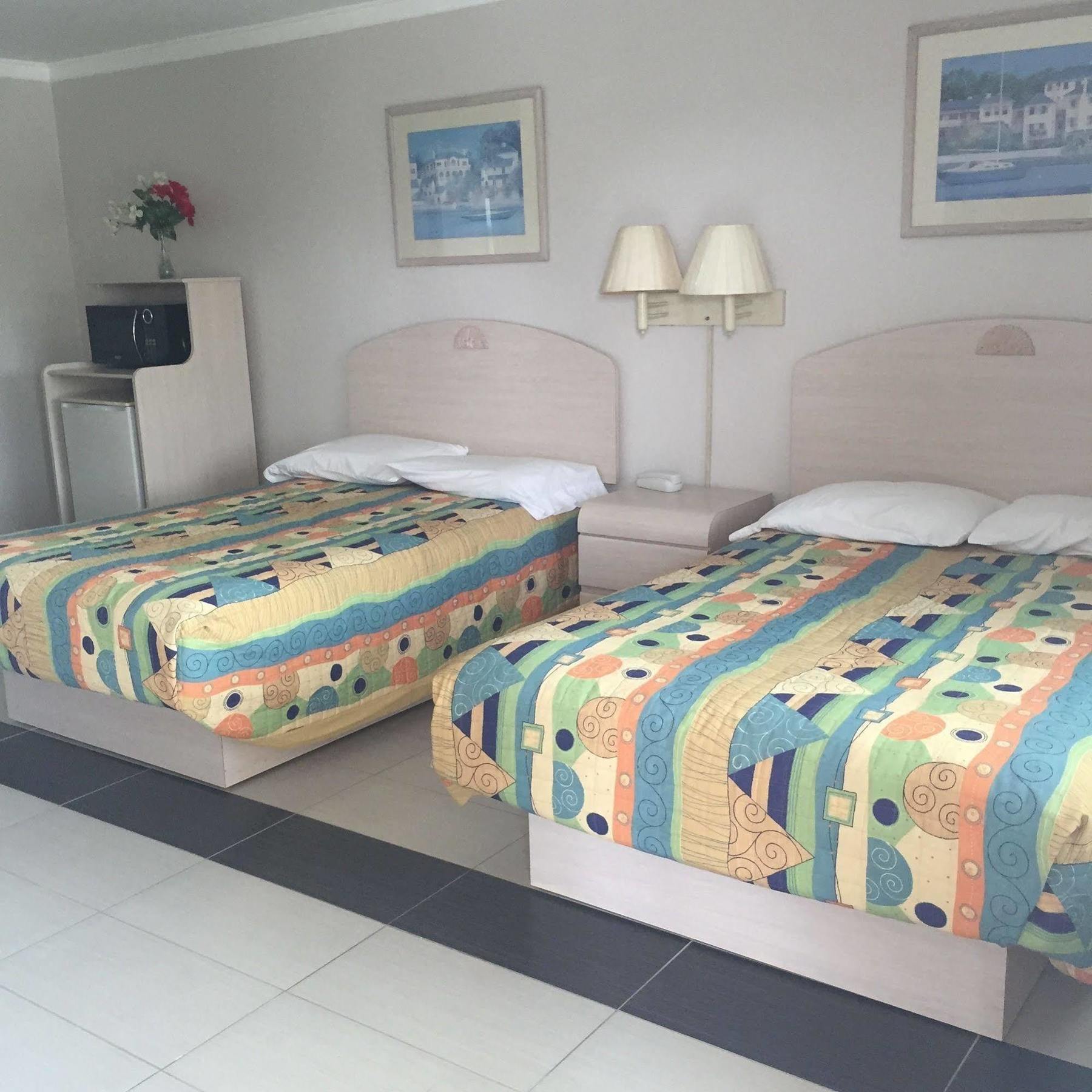 Motel Apollo - 2*