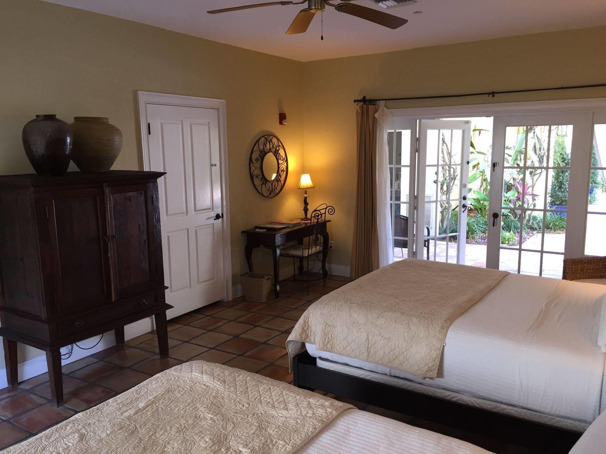 Grandview Gardens Hotel 4*