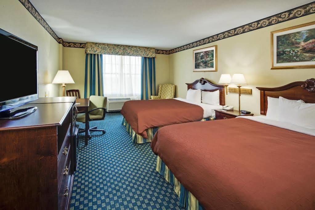 Country & By Radisson, Tampa-brandon, Fl Hotel Tampa