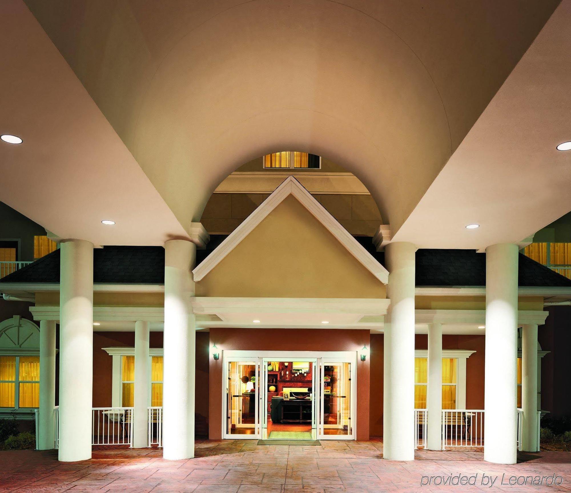 Express & North I-4 By Ihg Hotel 3*