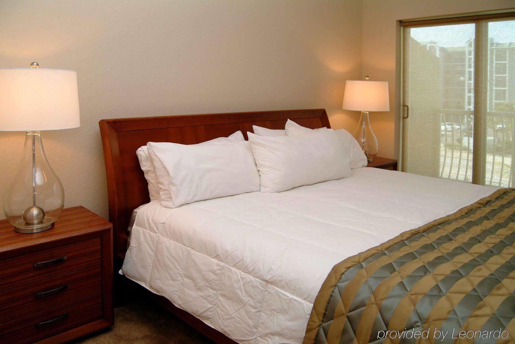 Aparthotel Crystal Palms St. Pete Beach