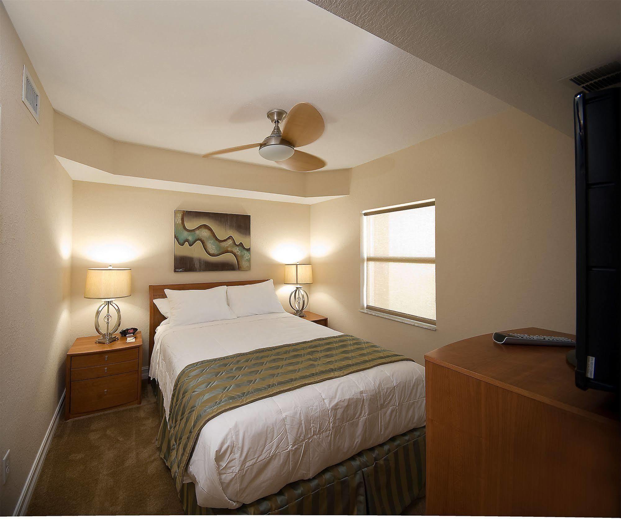 Crystal Palms 3* St. Pete Beach