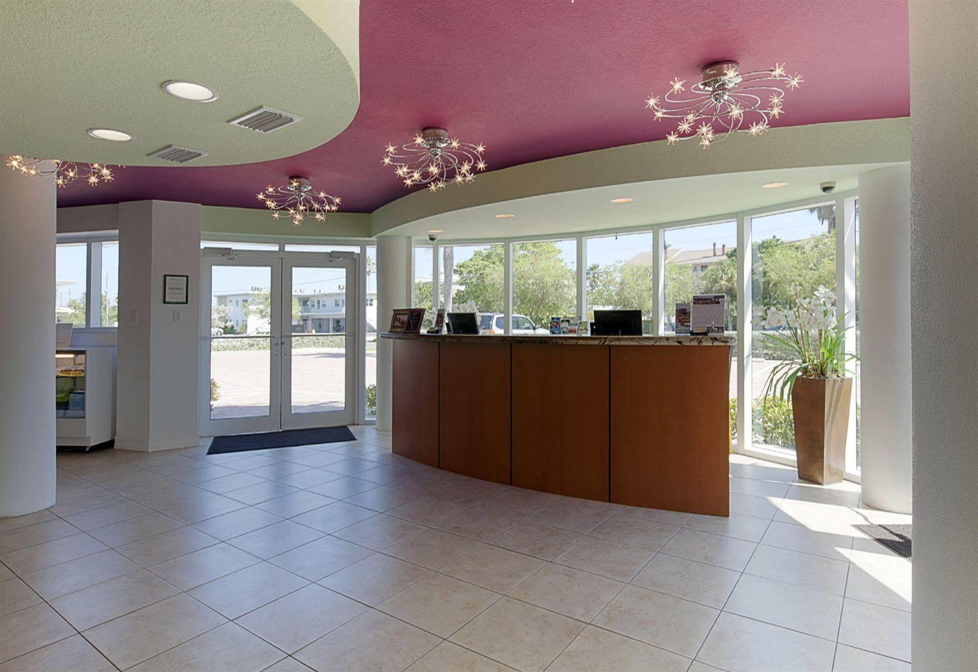 Aparthotel Crystal Palms 3*