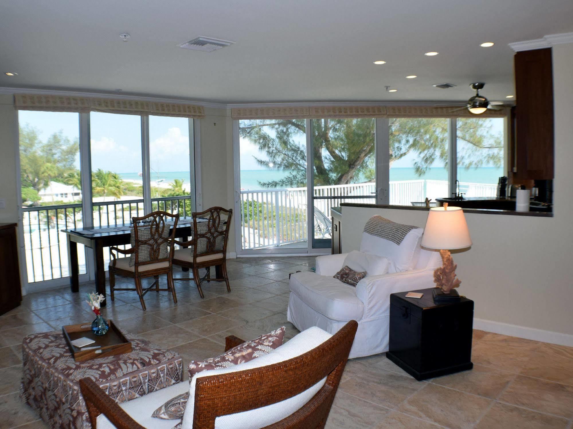 Hotel Island 3*