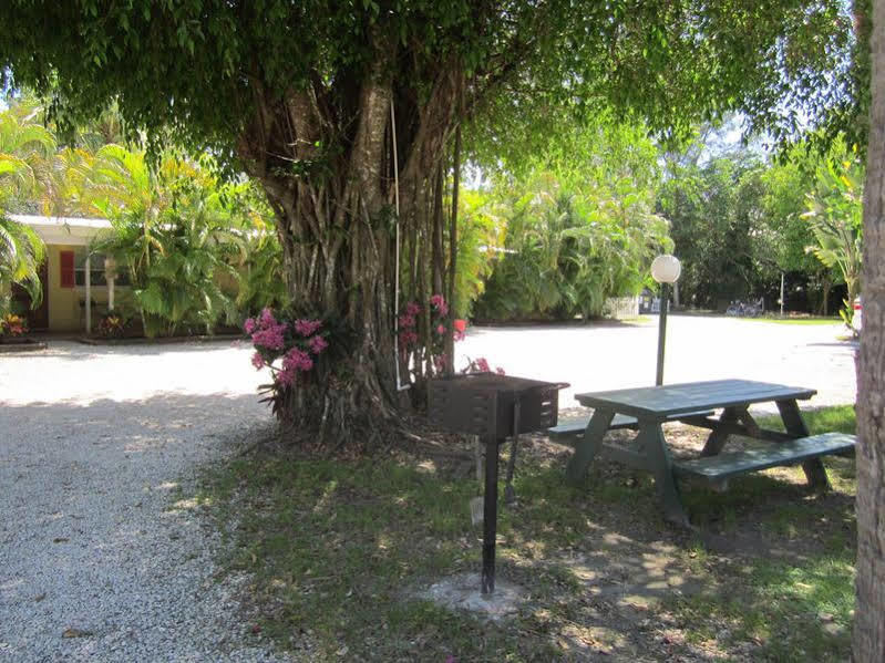 Anchor And Holiday park 2*