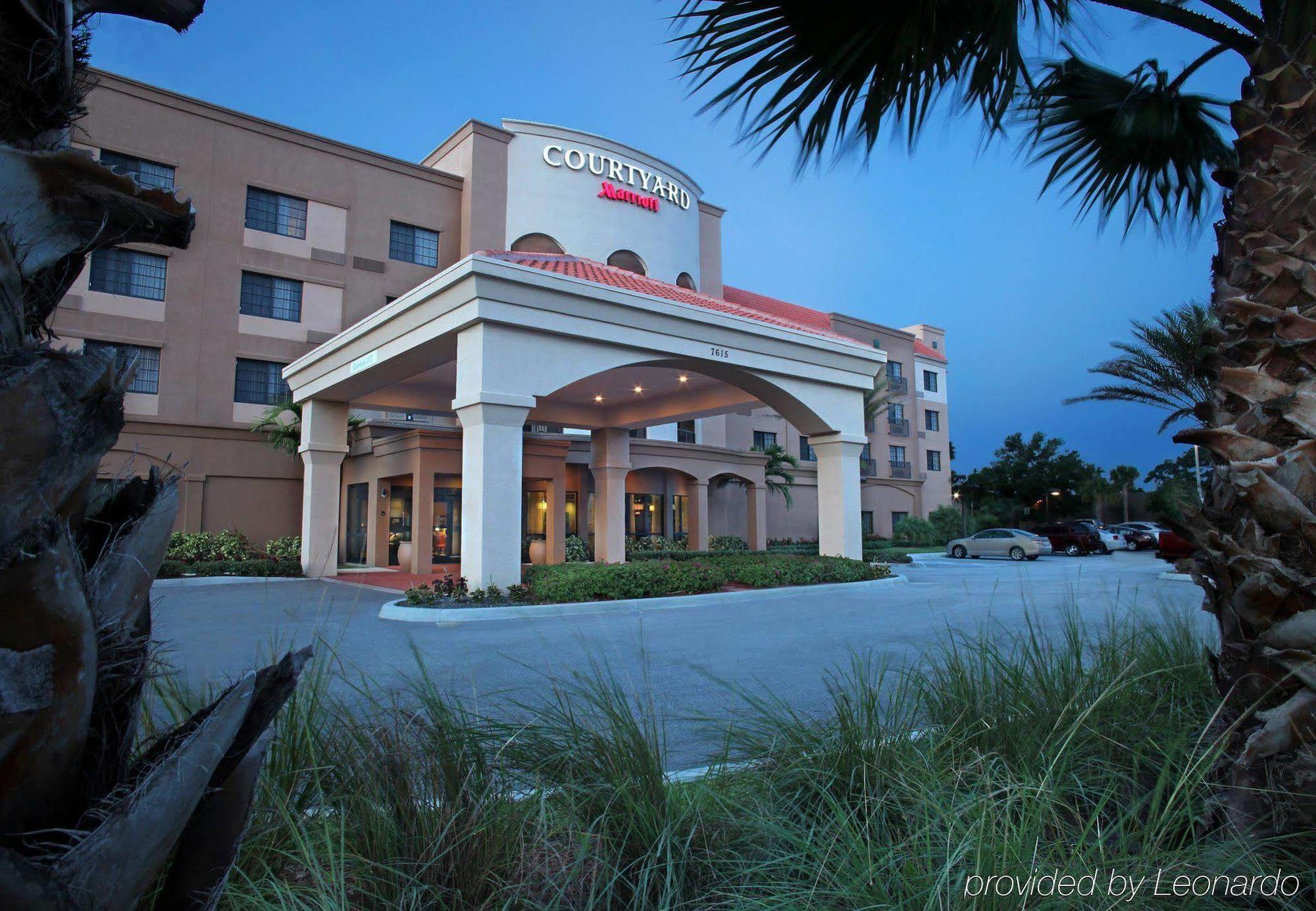 Hotel Courtyard By Marriott 3*