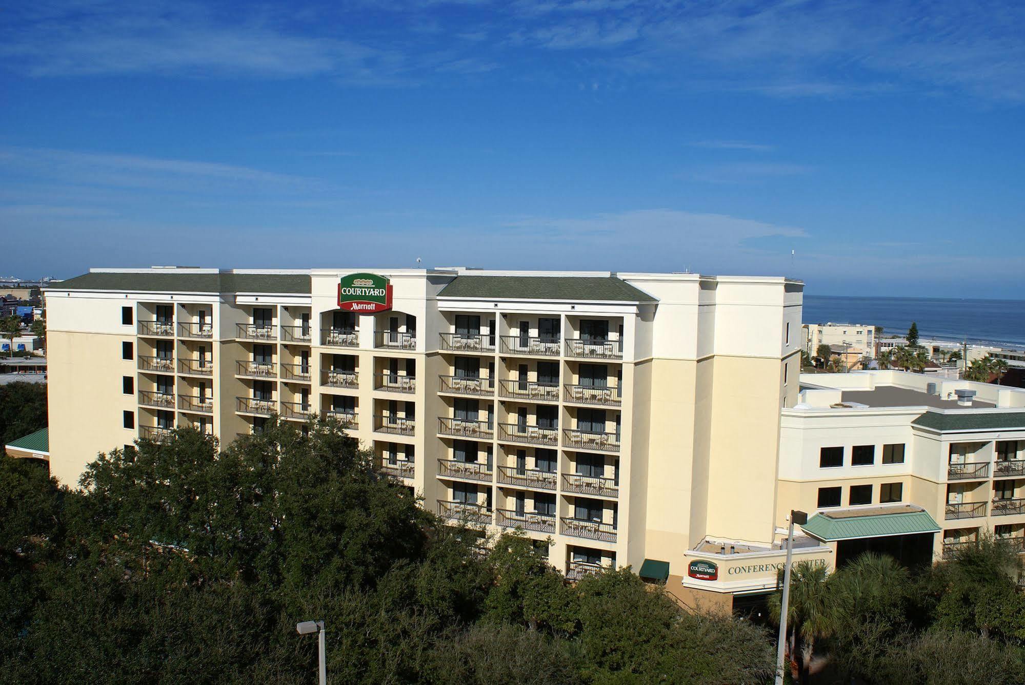 Courtyard By Marriott Cocoa Cape Canaveral Cocoa Beach
